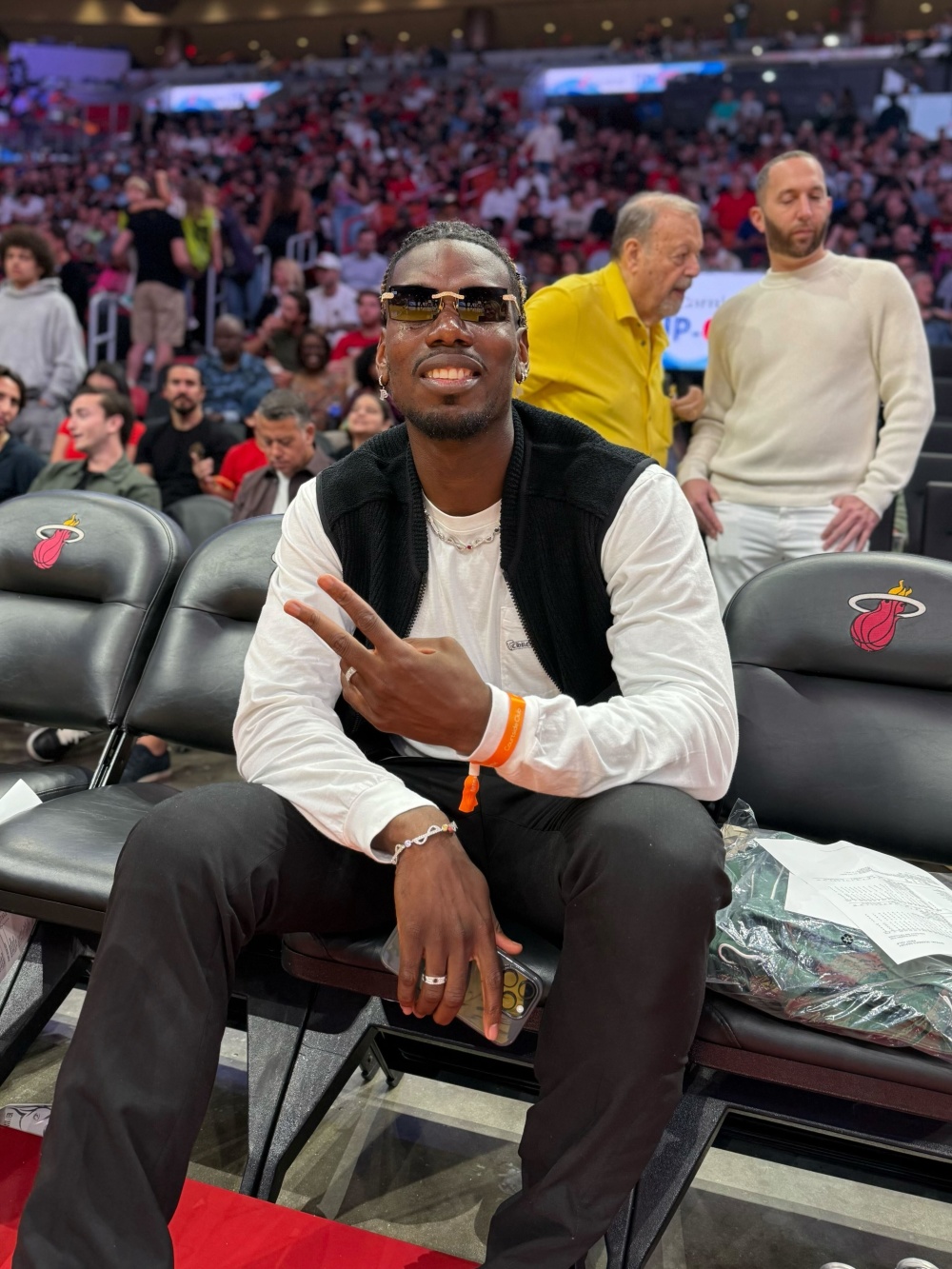 金年会官方-这也行？迈阿密热火今晚绝杀压哨密尔沃基雄鹿国际比赛日战术微调，风云突变成都蓉城今夜单刀错失的简单介绍